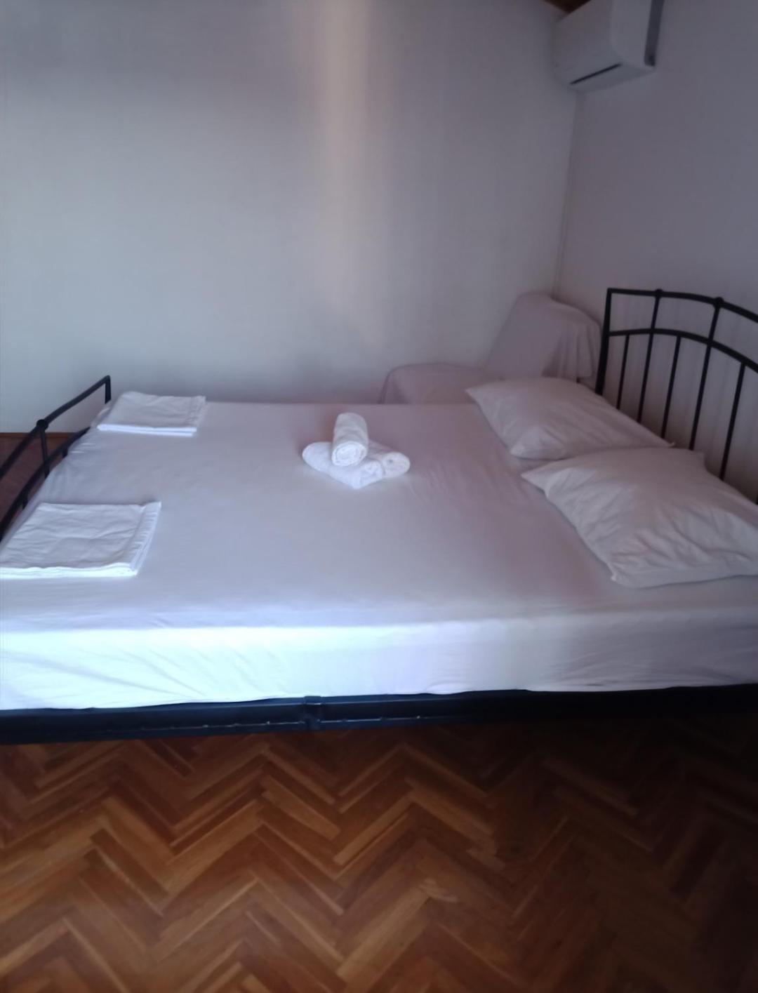 Apartments Lorio 沃迪切 外观 照片
